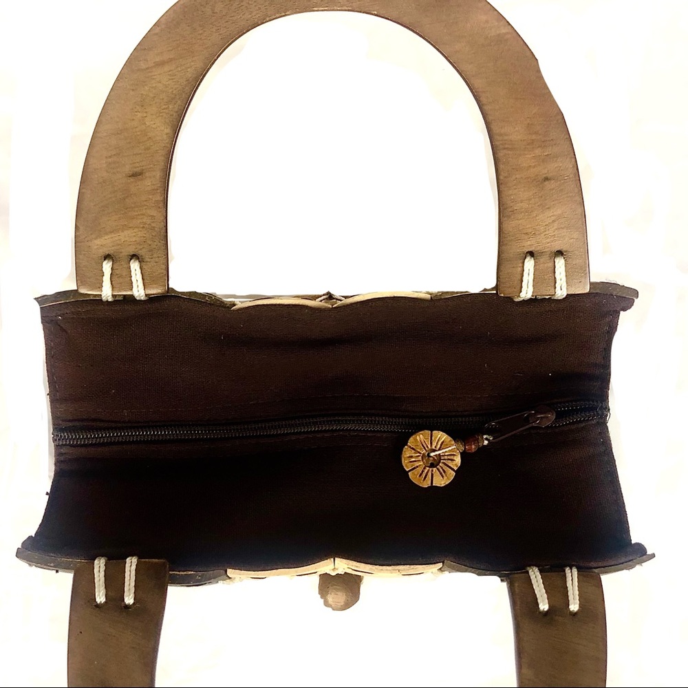 Handmade Coconut Shell Handbag - Picture 4 of 9